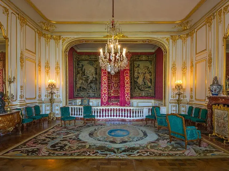 Schloss-Salon